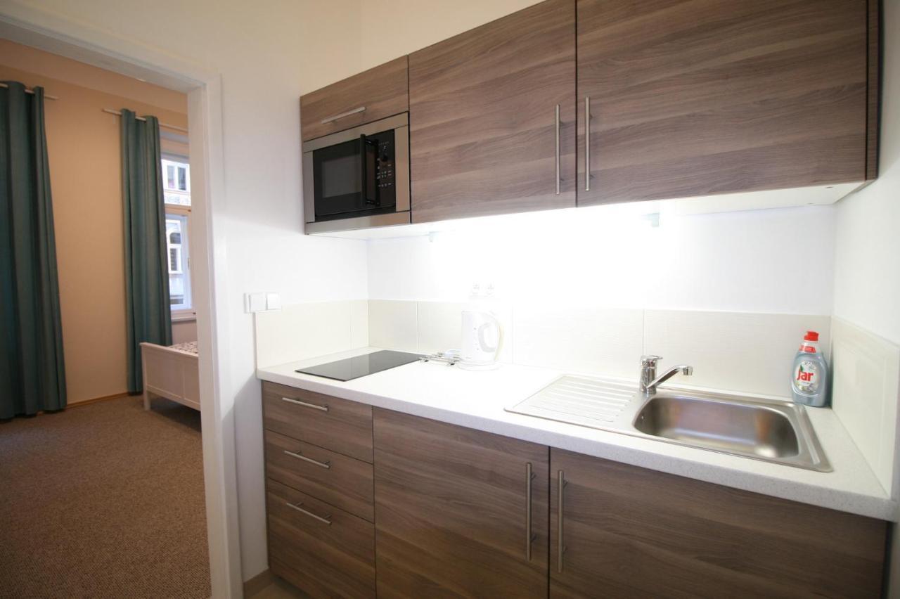 Finnem Rentals Tyrsova Praha Bagian luar foto
